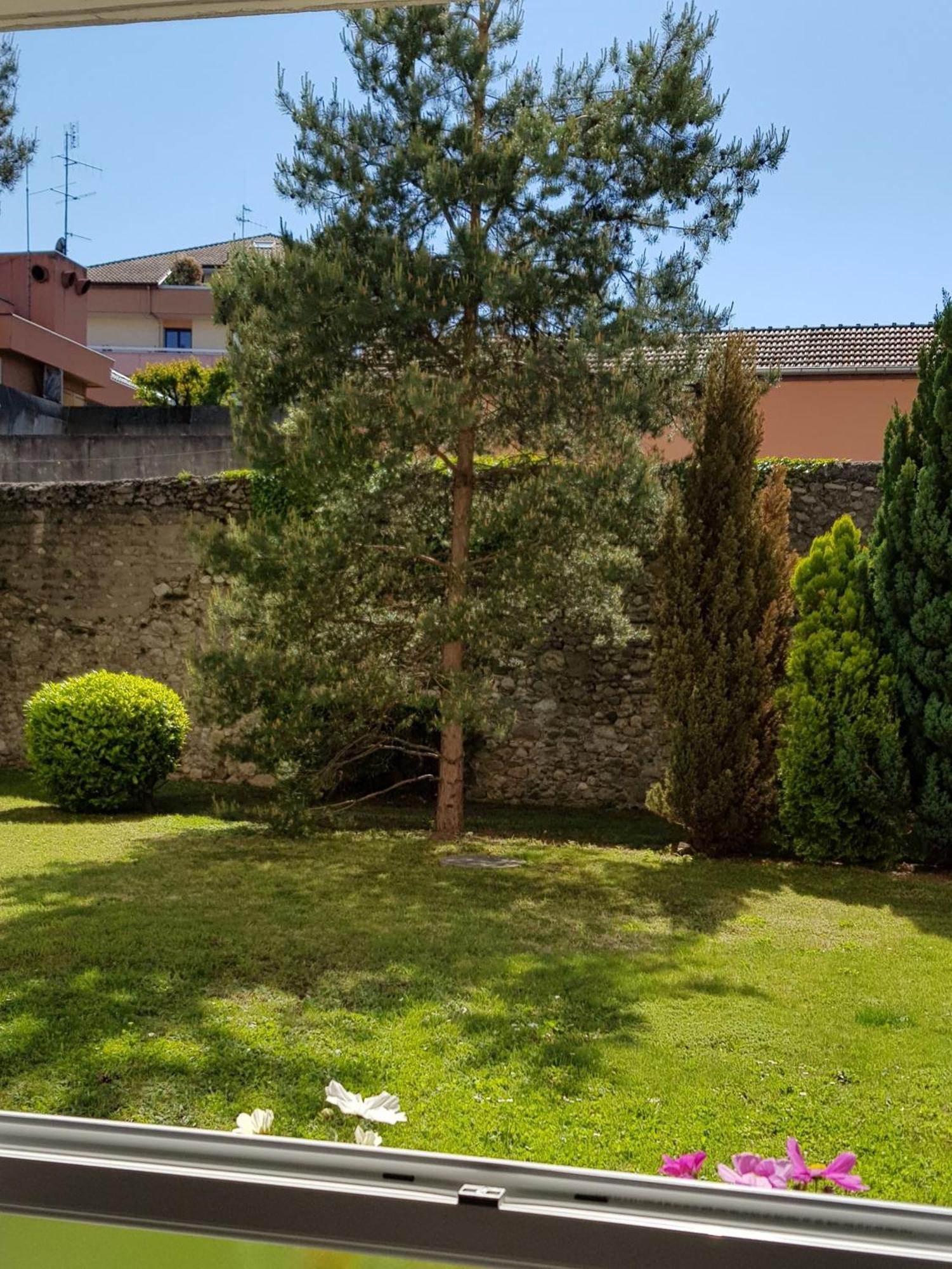 Au Calme Et Central, Proche Thermes Apartment โทนง-เลส์-แบงส์ ภายนอก รูปภาพ